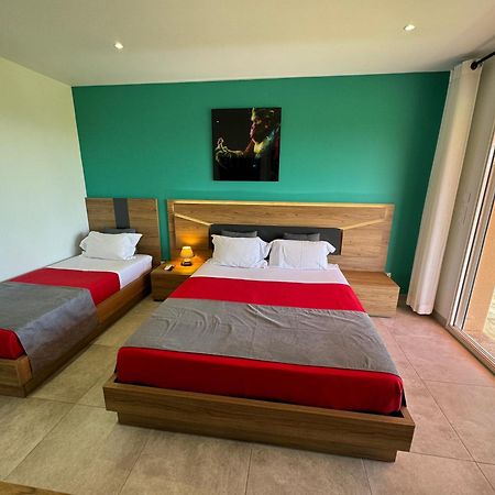 Domaine Maxxim Hotel Clermont-lʼHérault Buitenkant foto